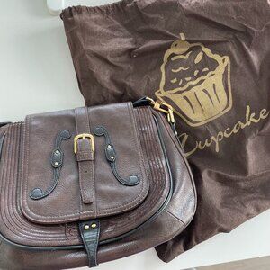 Cupcake Crossbody with Musical details